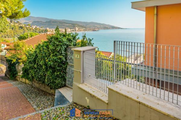 appartamento in vendita a Sanremo in zona Bussana