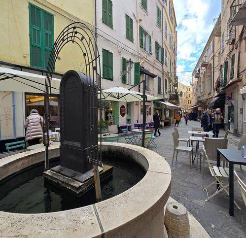 negozio in vendita a Sanremo