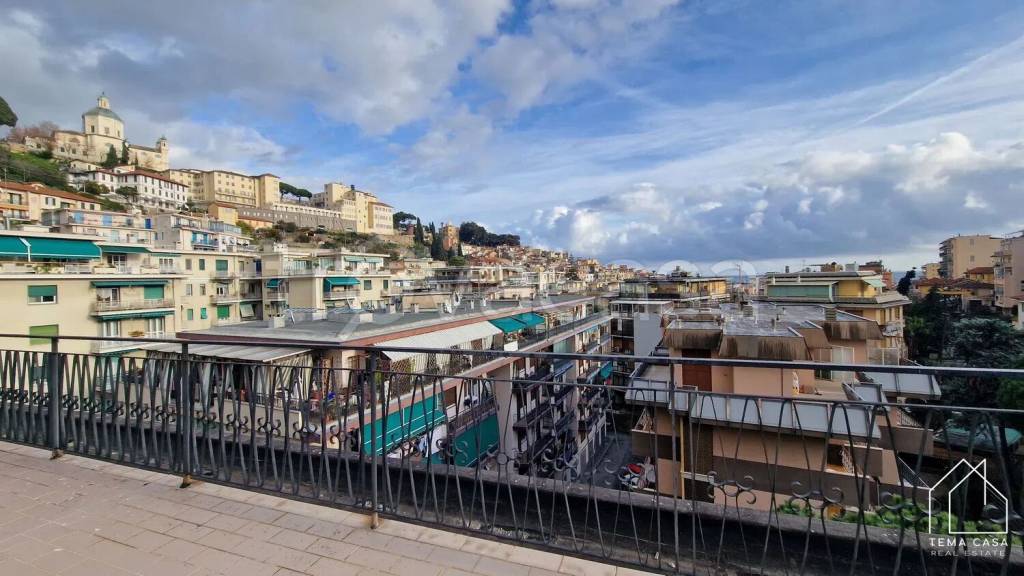 appartamento in vendita a Sanremo
