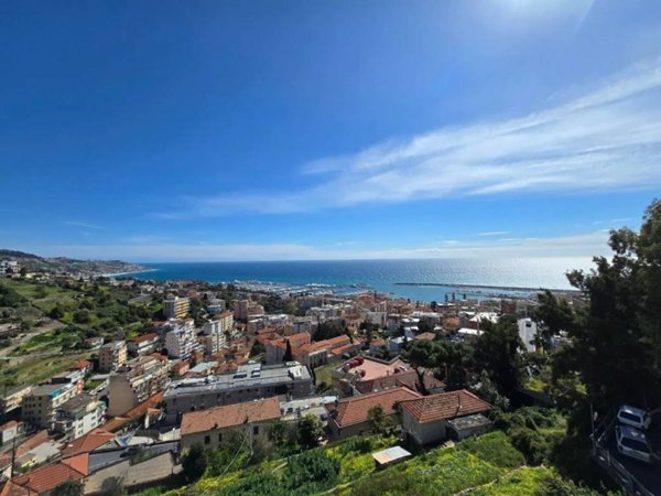appartamento in vendita a Sanremo