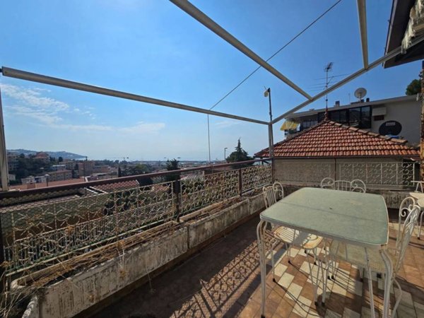 casa indipendente in vendita a Sanremo