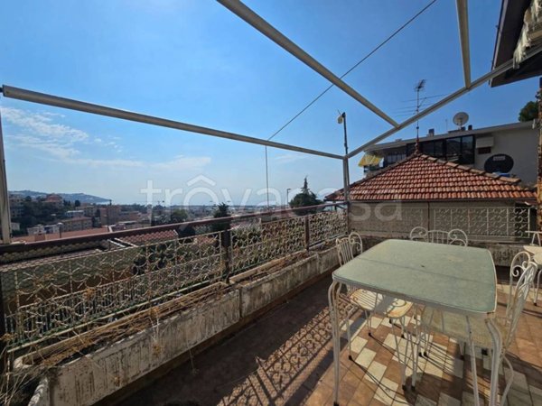 casa indipendente in vendita a Sanremo
