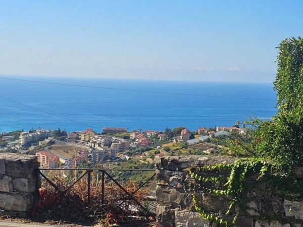 casa indipendente in vendita a Sanremo