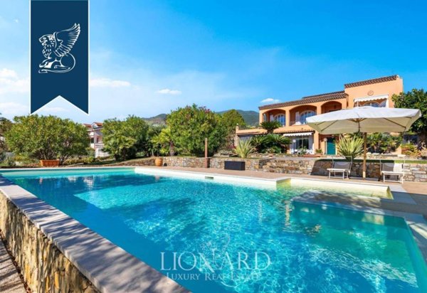 casa indipendente in vendita a Sanremo