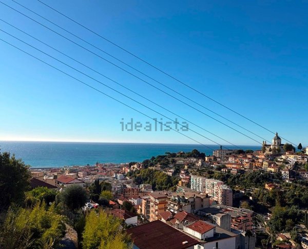 casa indipendente in vendita a Sanremo