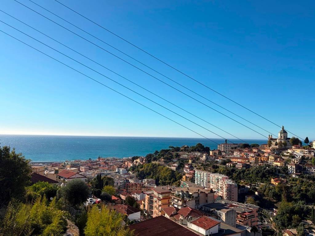casa indipendente in vendita a Sanremo