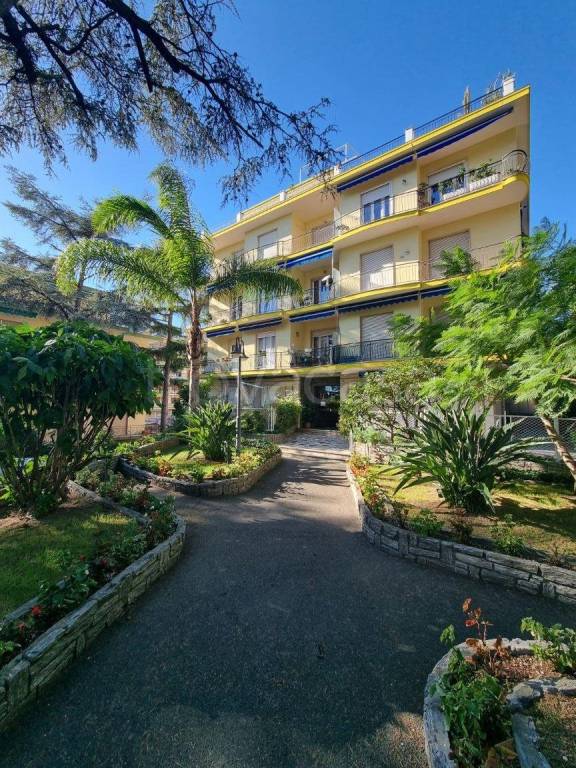 appartamento in vendita a Sanremo