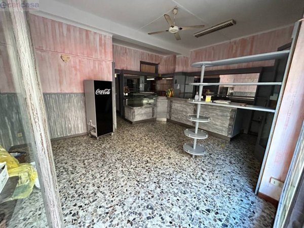 negozio in vendita a Sanremo