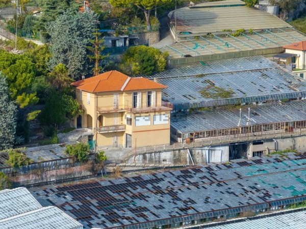 casa indipendente in vendita a Sanremo