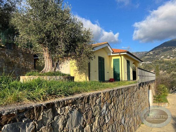 casa indipendente in vendita a Sanremo