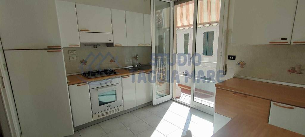 appartamento in vendita a Sanremo