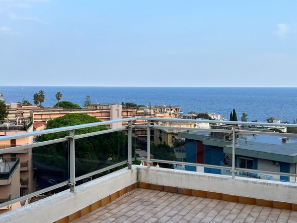 appartamento in vendita a Sanremo in zona Coldirodi