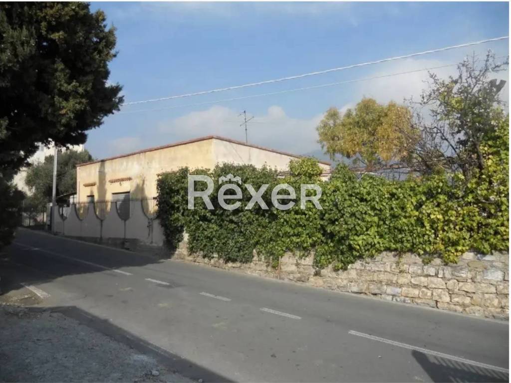 casa indipendente in vendita a Sanremo