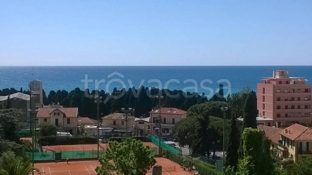 appartamento in vendita a Sanremo