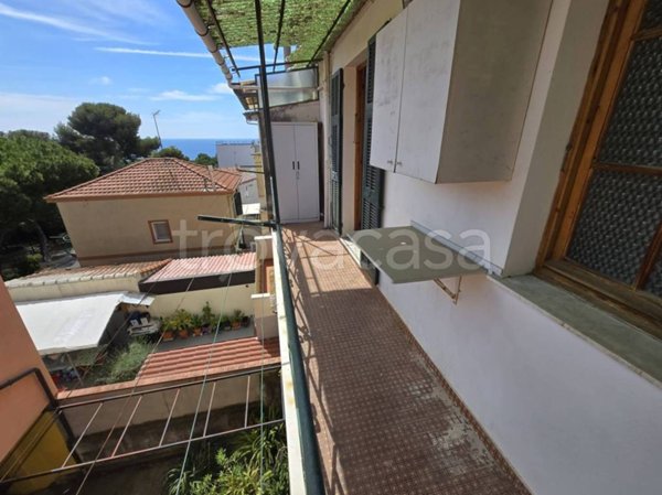 appartamento in vendita a Sanremo in zona Bussana