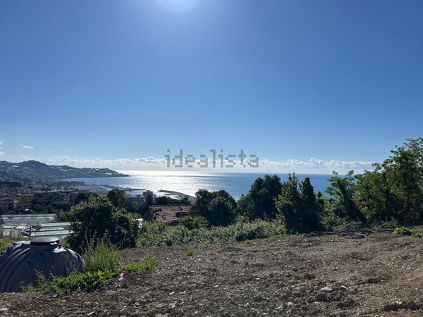 casa indipendente in vendita a Sanremo