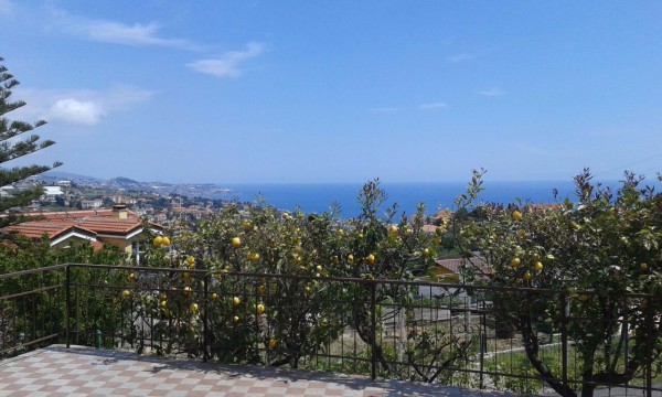 casa indipendente in vendita a Sanremo