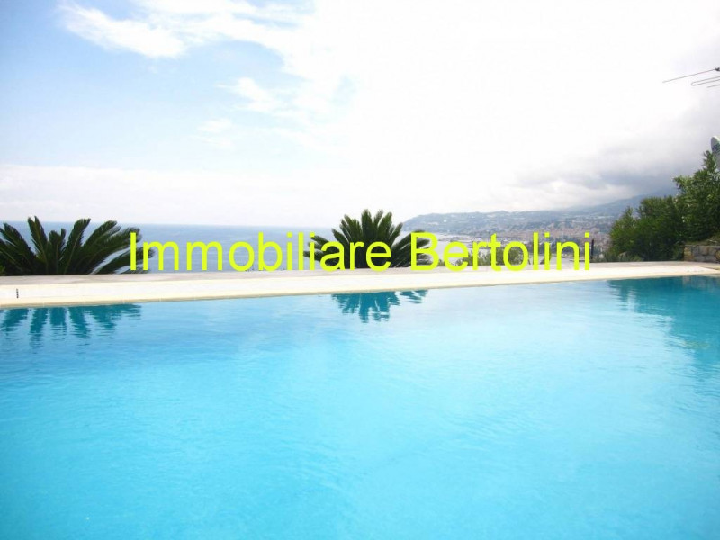casa indipendente in vendita a Sanremo