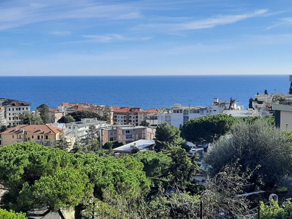 casa indipendente in vendita a Sanremo