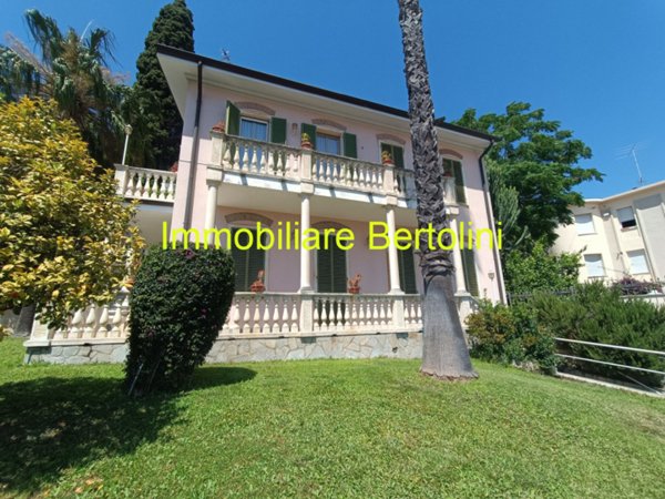 casa indipendente in vendita a Sanremo