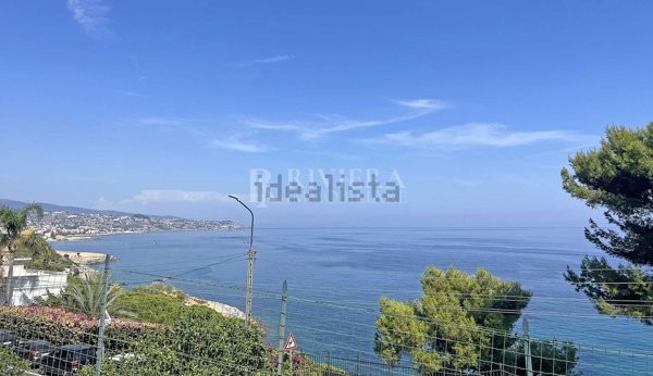 casa indipendente in vendita a Sanremo