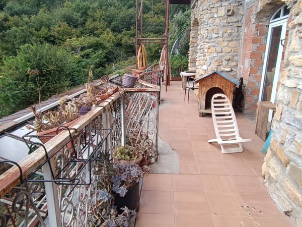 casa indipendente in vendita a Sanremo