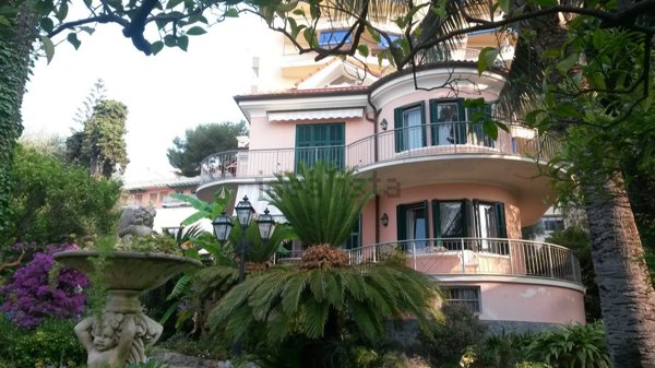 casa indipendente in vendita a Sanremo