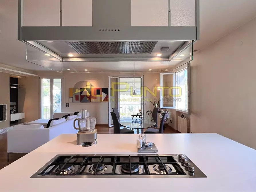 casa indipendente in vendita a Sanremo