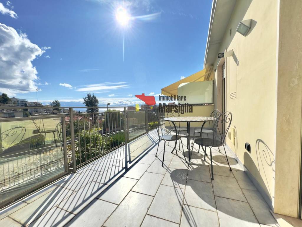 appartamento in vendita a Sanremo