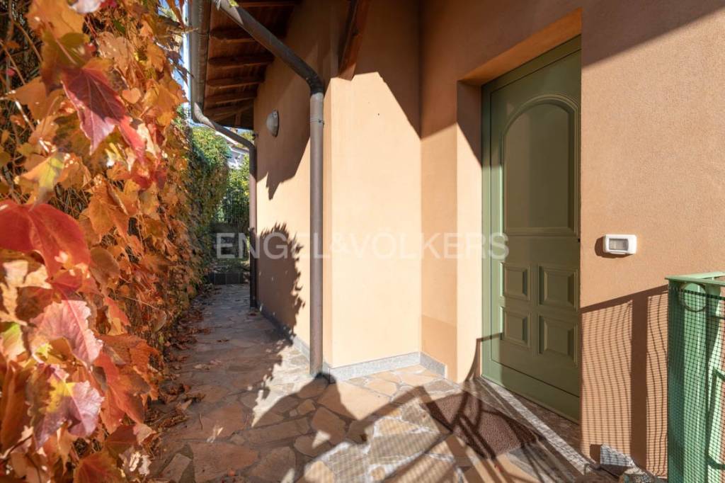 casa indipendente in vendita a Sanremo in zona San Romolo