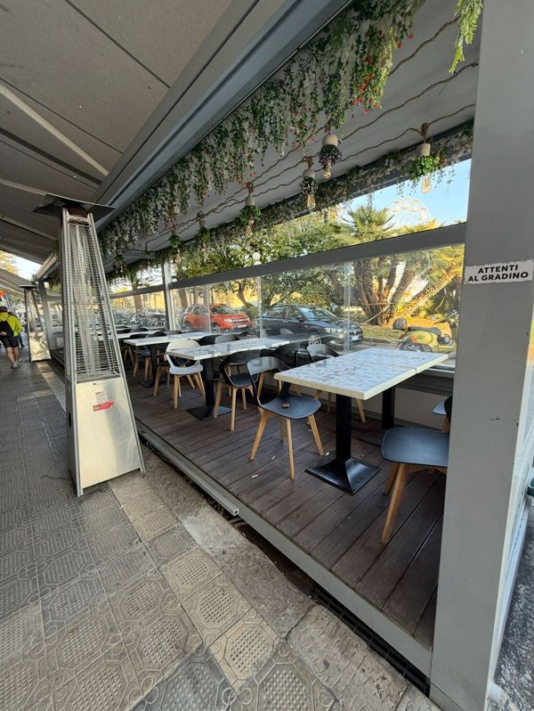 negozio in vendita a Sanremo in zona Bussana