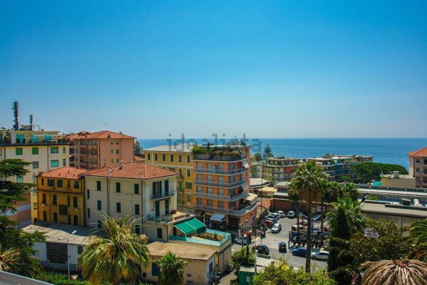 negozio in vendita a Sanremo
