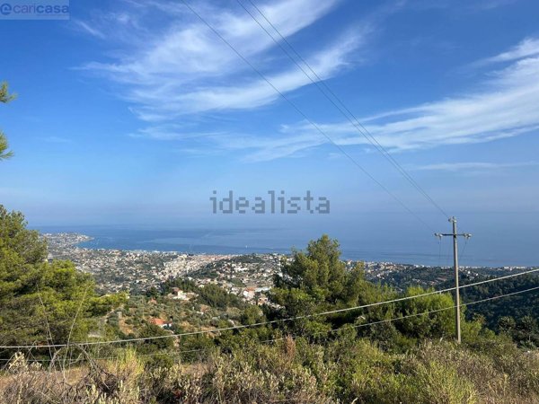 casa indipendente in vendita a Sanremo