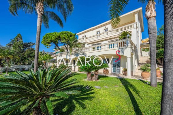 casa indipendente in vendita a Sanremo