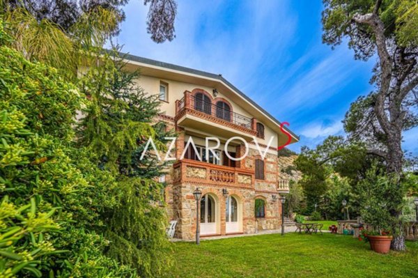 casa indipendente in vendita a Sanremo