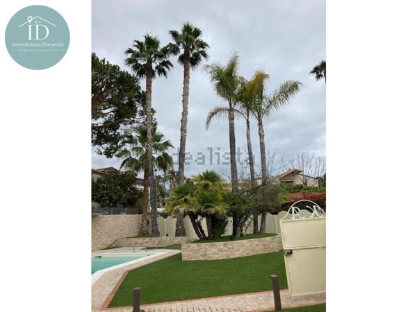 casa indipendente in vendita a Sanremo