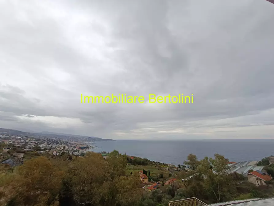casa indipendente in vendita a Sanremo in zona Coldirodi