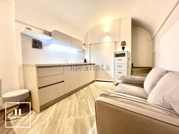 appartamento in vendita a Sanremo in zona Coldirodi