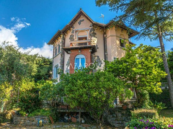 casa indipendente in vendita a Sanremo