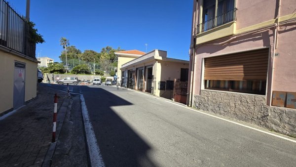 appartamento in vendita a Sanremo in zona Poggio