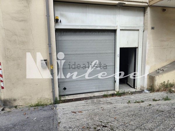 locale di sgombero in vendita a Sanremo