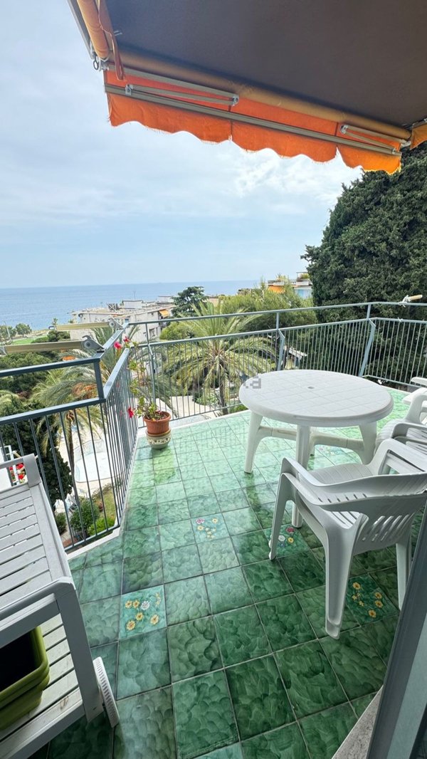 appartamento in vendita a Sanremo in zona Coldirodi