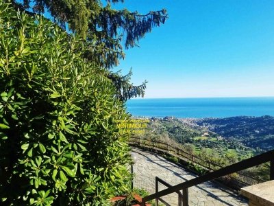 casa indipendente in vendita a Sanremo
