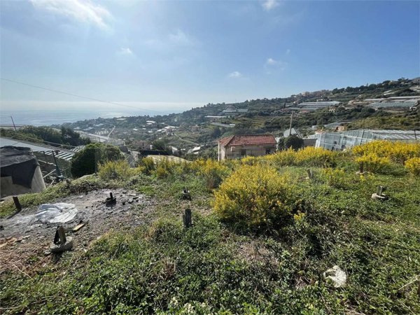casa indipendente in vendita a Sanremo
