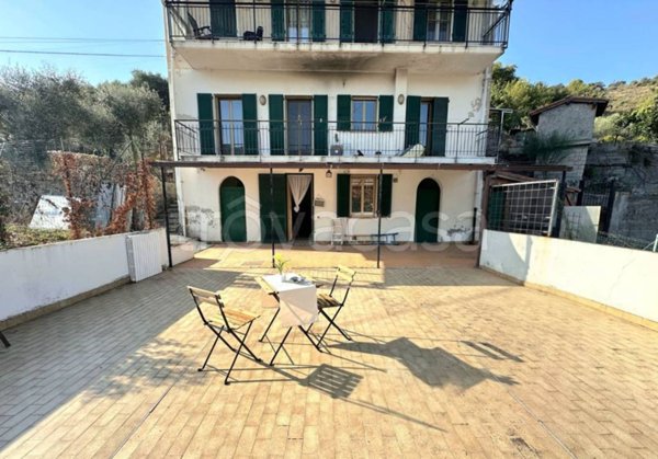 casa indipendente in vendita a Sanremo