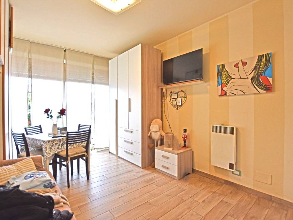 appartamento in vendita a Sanremo in zona Coldirodi