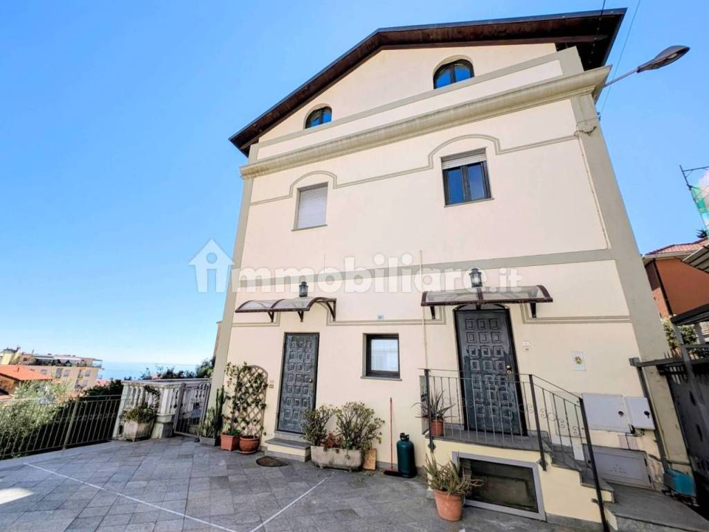 appartamento in vendita a Sanremo