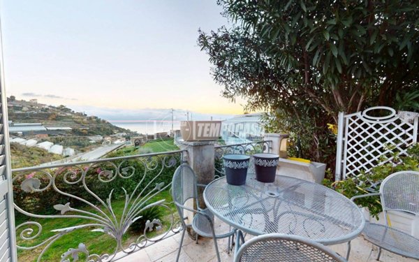 casa indipendente in vendita a Sanremo