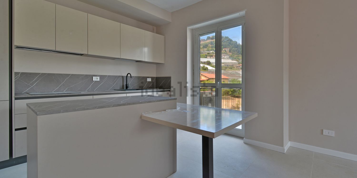 appartamento in vendita a Sanremo