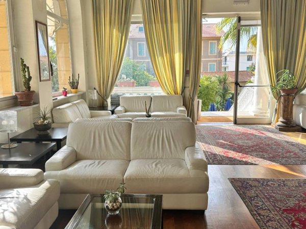 negozio in vendita a Sanremo